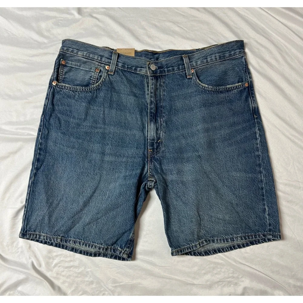 Levis 454 Relaxed Shorts NWT Mens W40 L10 Medium Wash Blue Denim Jorts Baggy